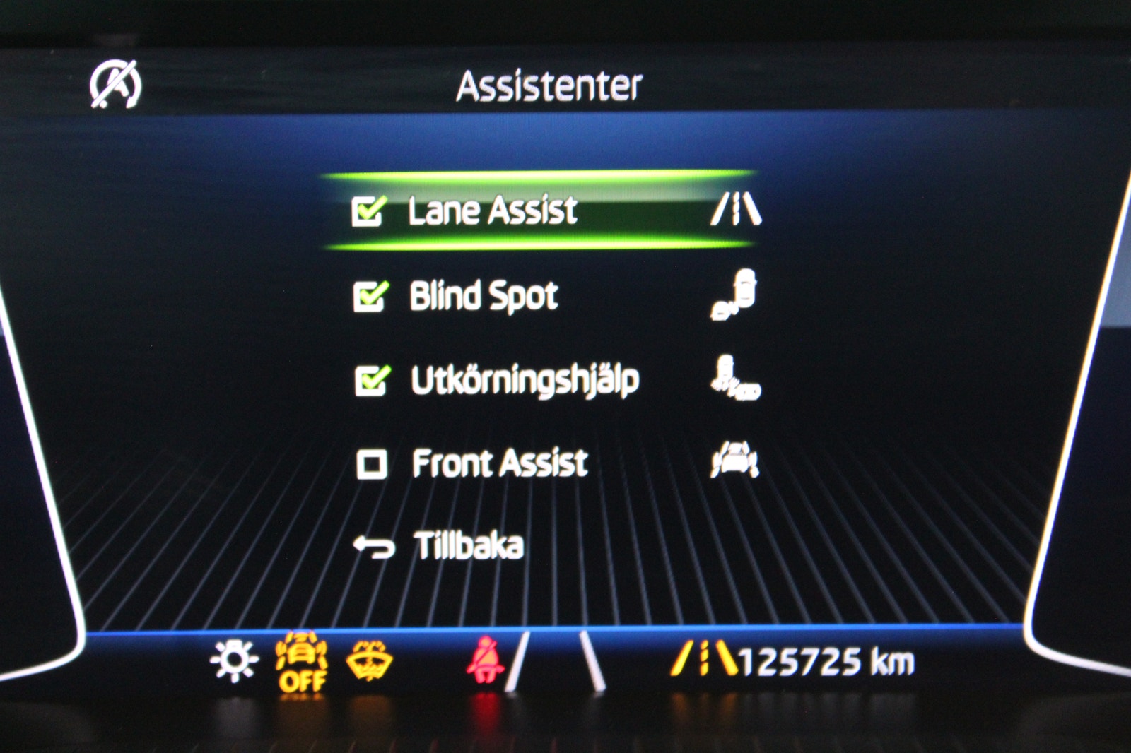 Skoda Superb 2.0 TDI 4x4 SCR Business Edition, L&K, Drag, Värmare 2019 - miniatyr 31