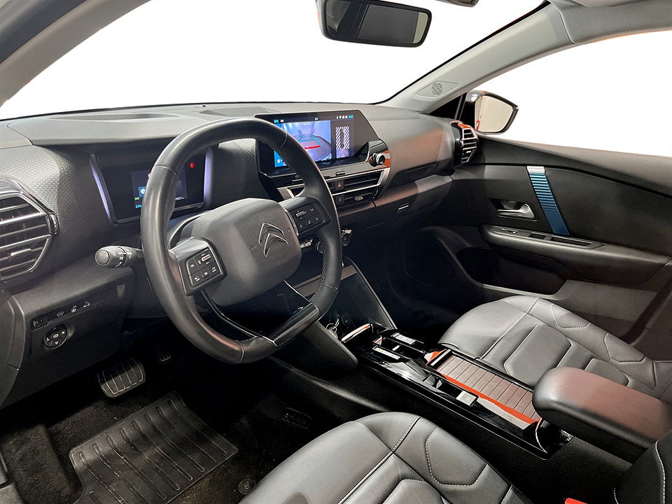 Bild på Citroën e-C4 X Shine Exclusive 136hk Aut B-KAMERA CARPLAY PANO