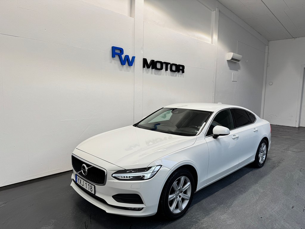 Volvo S90 D3 150hk Momentum VOC Drag D-värm B-kamera Navi 