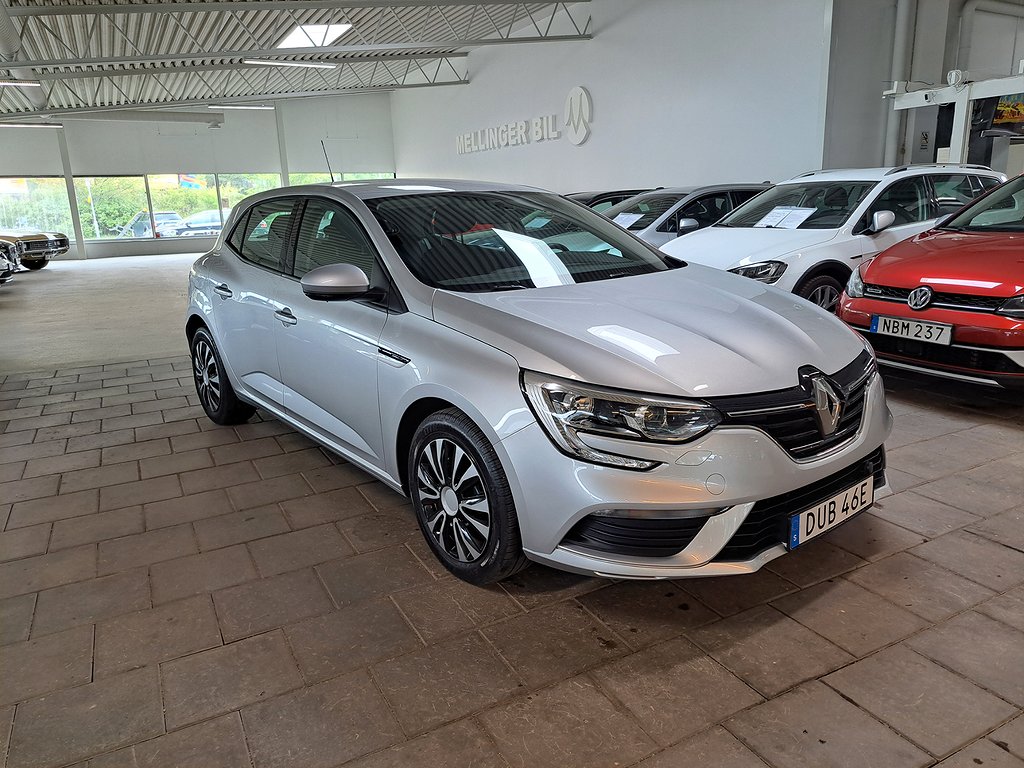 Renault Mégane 1.5 dCi 115hk EU6 "MOMS"