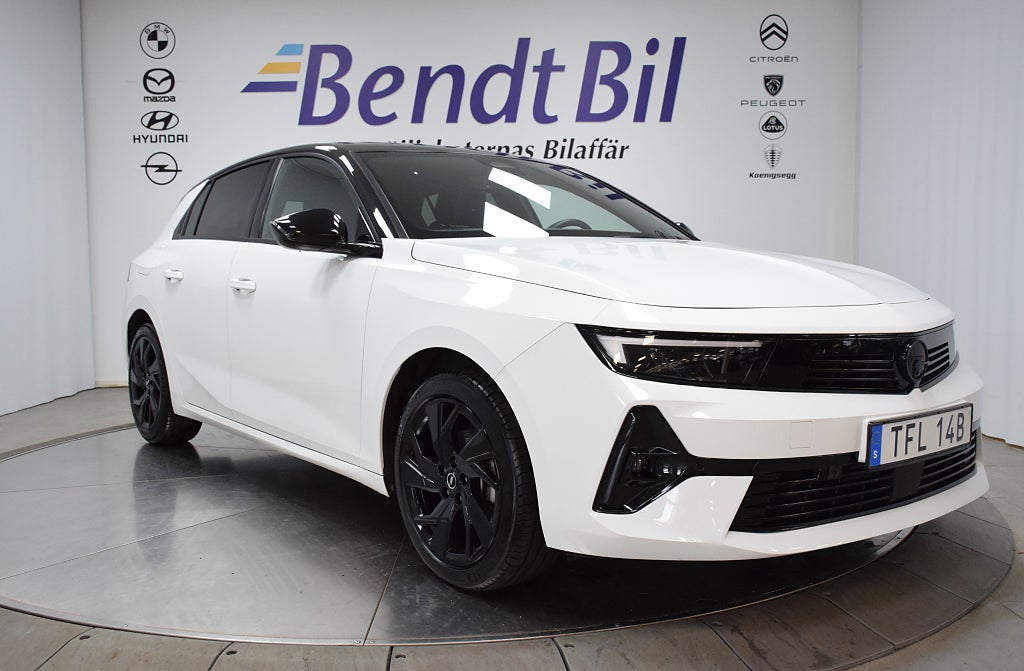 Opel Astra 1.2 Turbo 130 GS Automat /Apple CarPlay /2400 Mil