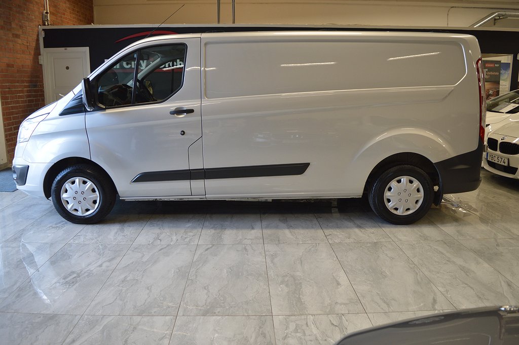 Ford Transit Custom 290 2.2 TDCi / 1-Ägare / D-Värmare / Drag / Nyservad