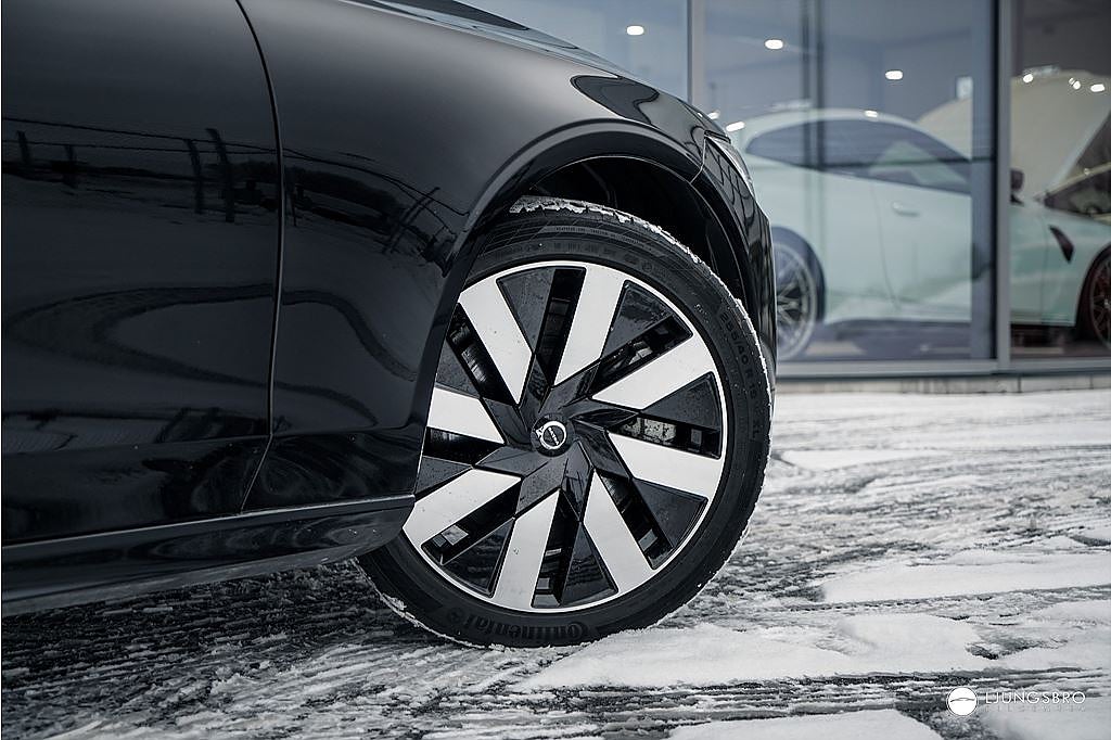 Volvo V90 Recharge T6 AWD Plus Dark