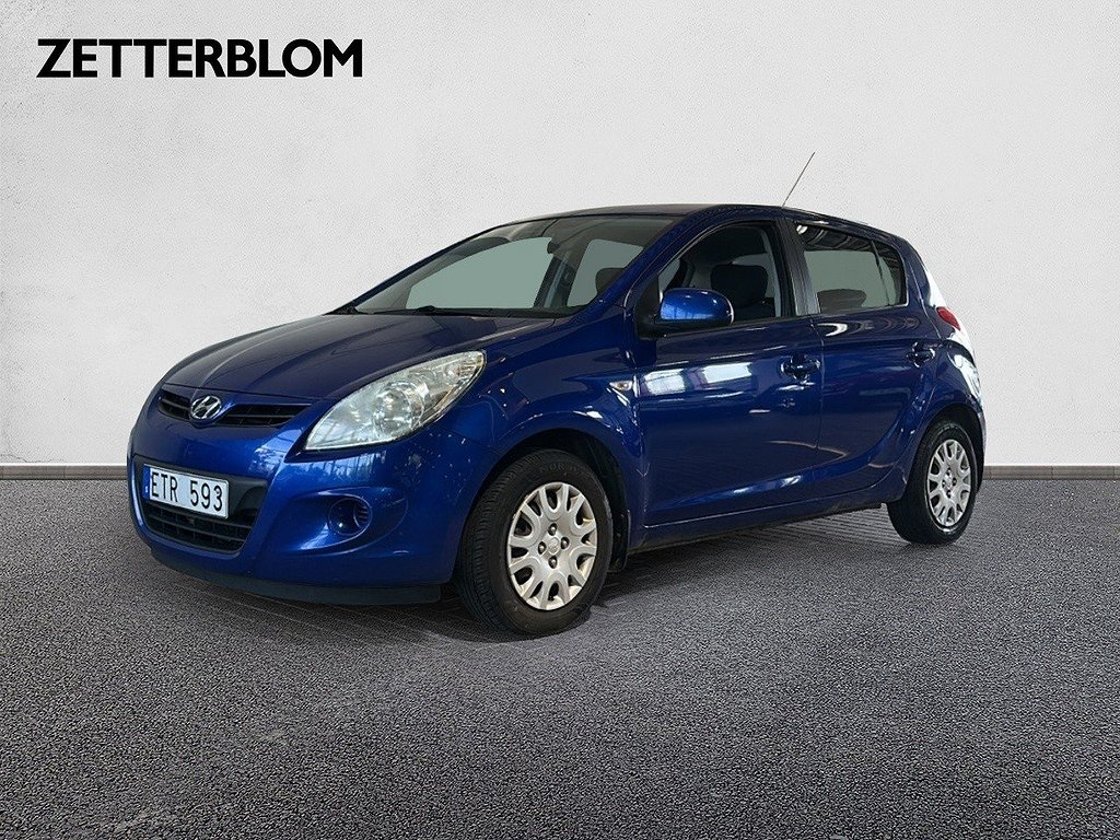 Halvkombi Hyundai i20 1 av 17