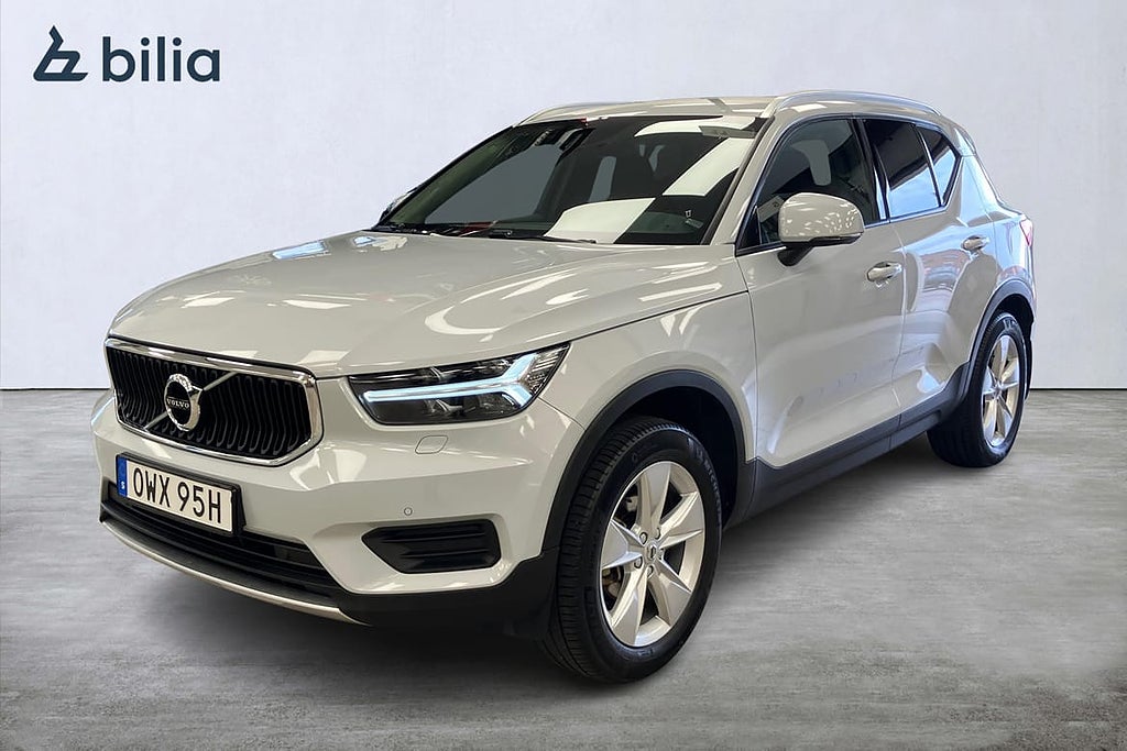 Volvo XC40 T2 FWD Momentum Advanced