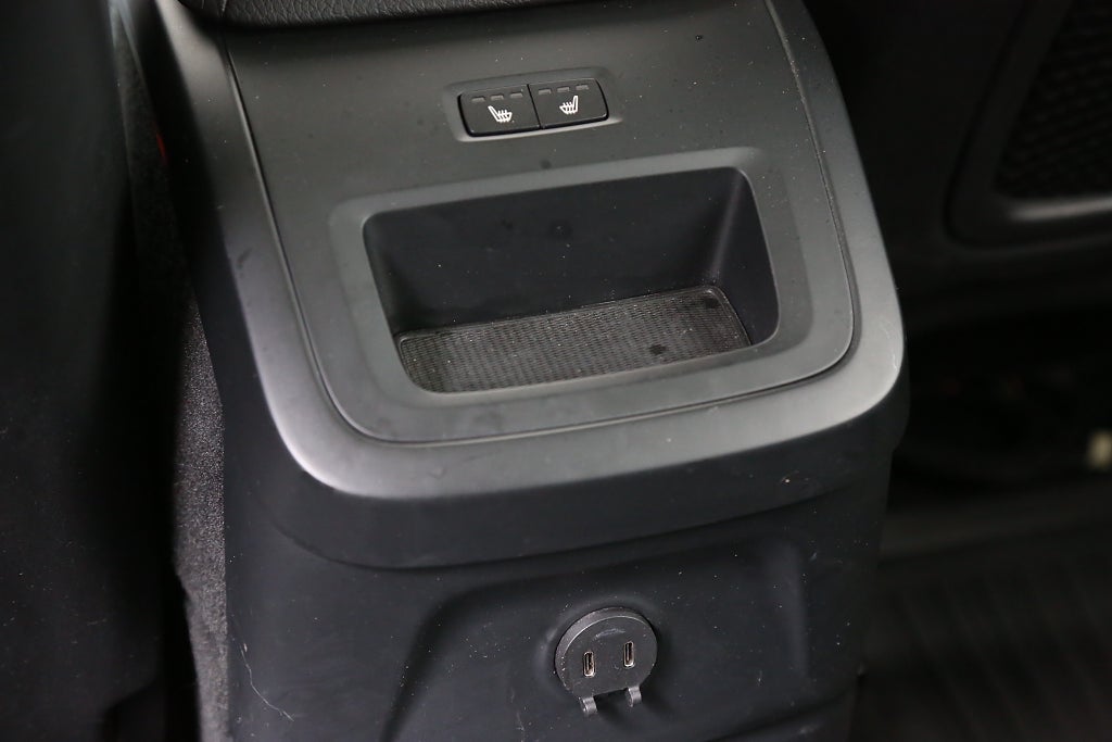 Volvo XC60 Recharge T6 340hk Inscription Exp AWD Pano Läder Drag