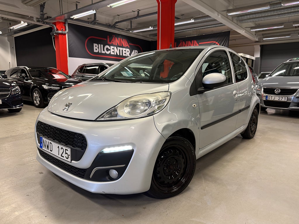Peugeot 107 5-dörrar 1.0 Automat Låg årsskatt Ny servad AUX SoV