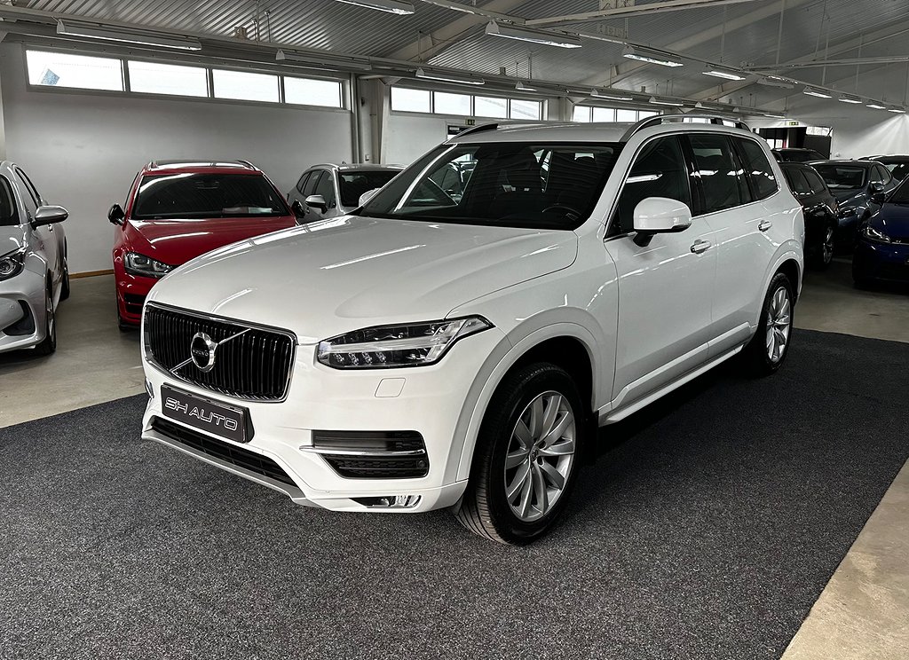 Volvo XC90 D4 AWD Geartronic Edition, Momentum|Ny kamrem|7-sits|Drag|
