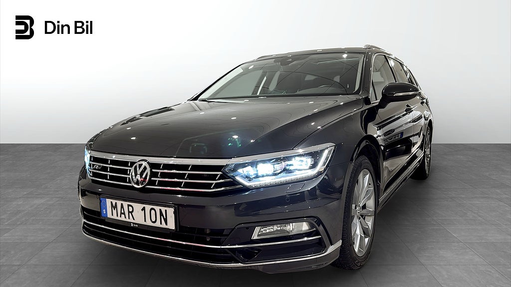 Volkswagen Passat Sportscombi TDI190 DSG 4M R-Line/Pano/Activeinfo/Läder/Keyles