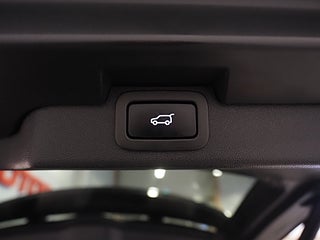 SUV Land Rover Discovery 9 av 31