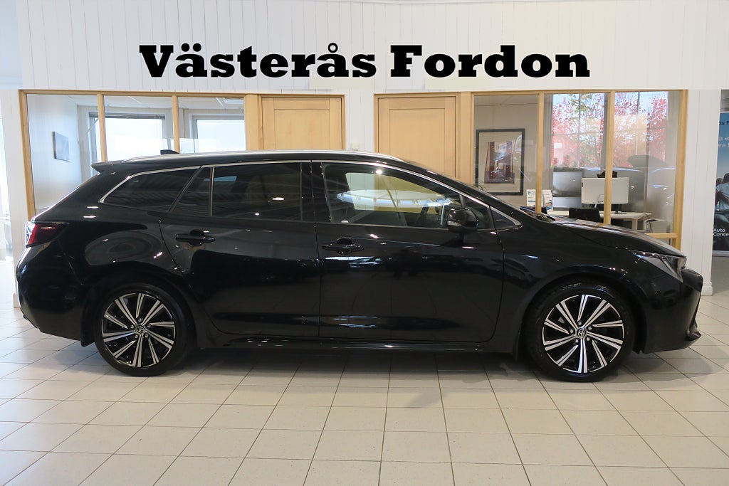 Toyota Corolla Touring Sports Hybrid Style Relax Garanti Kamera 