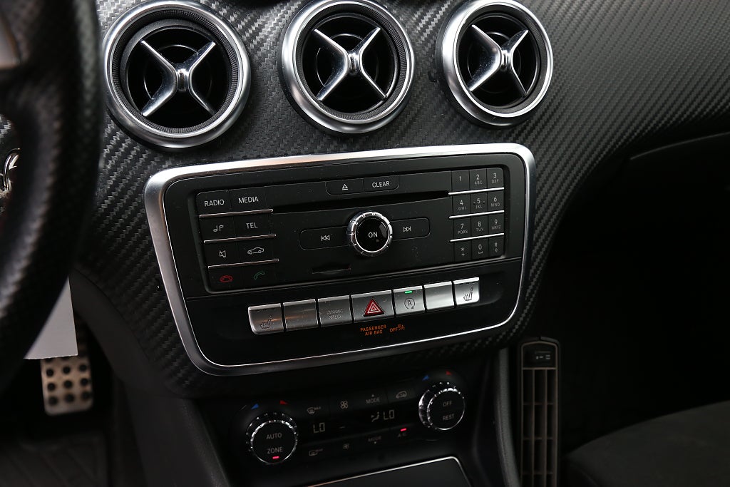 Mercedes-Benz A 180 d 7G-DCT AMG Line Motorvärmare 2016