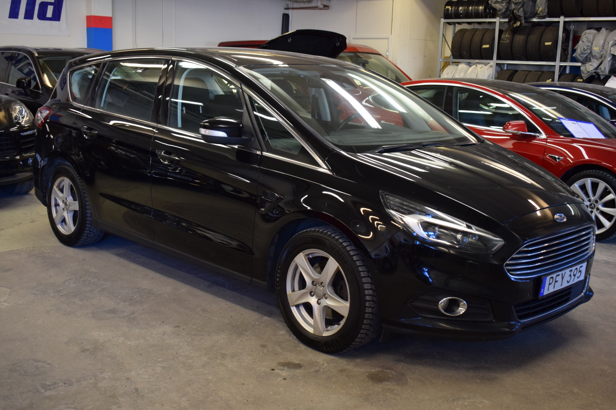 Ford S-MAX 2017, photo 2/57