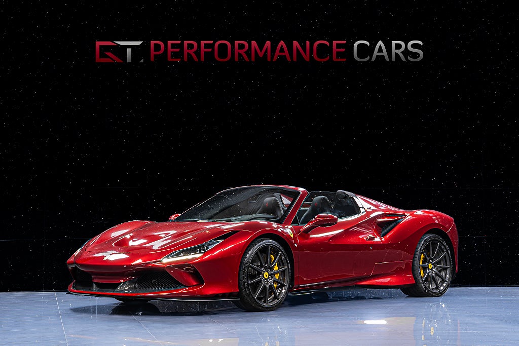 Ferrari F8 Spider MOMS RossoFiorano321 Carbon Lifting PassDisplay