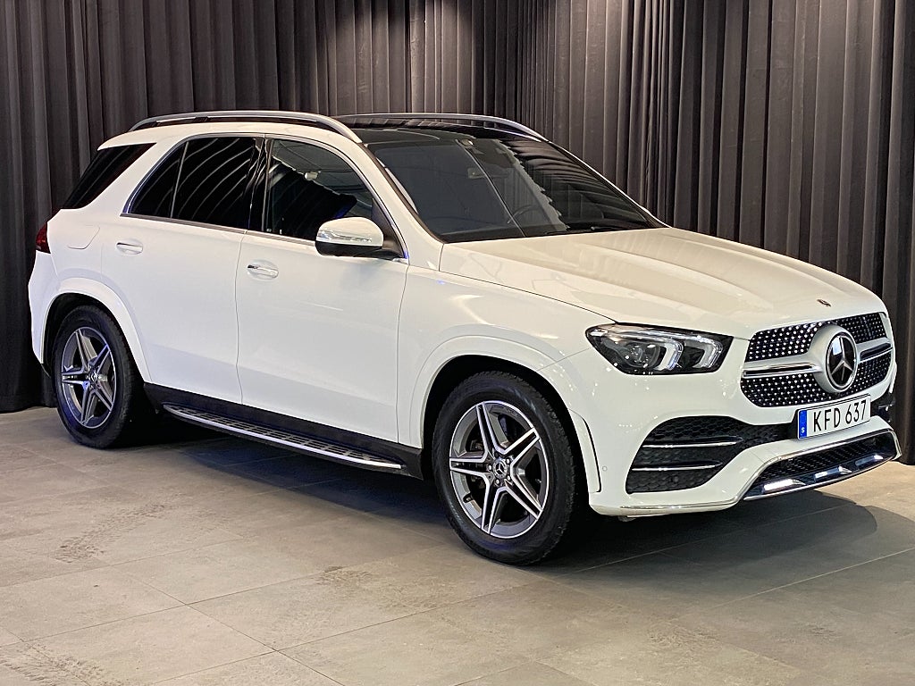 Mercedes-Benz GLE 350 de 4MATIC AMG / Panorama / Burmester / Moms