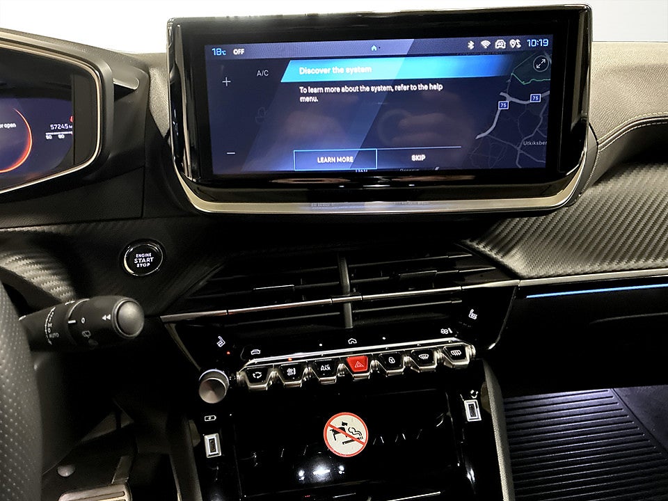 Bild på Peugeot 2008 GT 1.2 PT 130hk Aut B-KAMERA CARPLAY