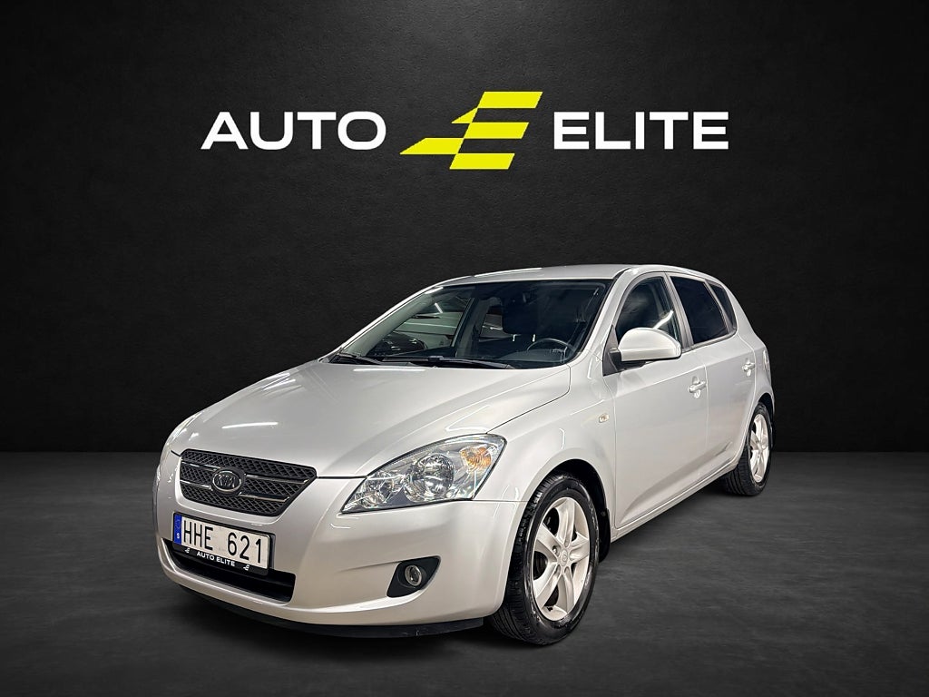 Kia Ceed |1.6 CVVT|EX|SoV-DÄCK|P-SENS|SERVAD|ISOFIX|NYBESIKTAD