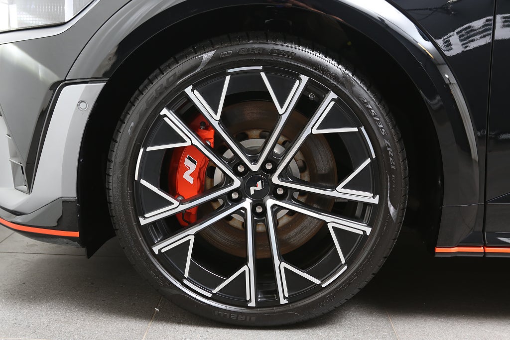 Hyundai IONIQ 5 84 kWh 650Hk Head-up Bose 360°Kamera Moms 2024