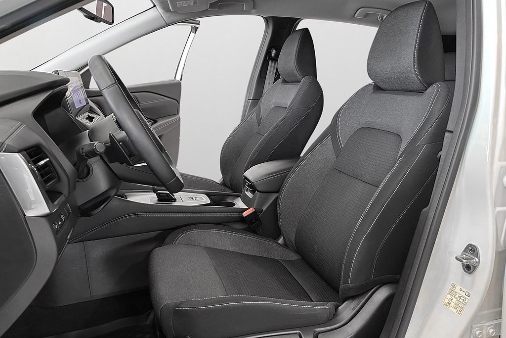 Nissan Qashqai 2023 - miniatyr 11