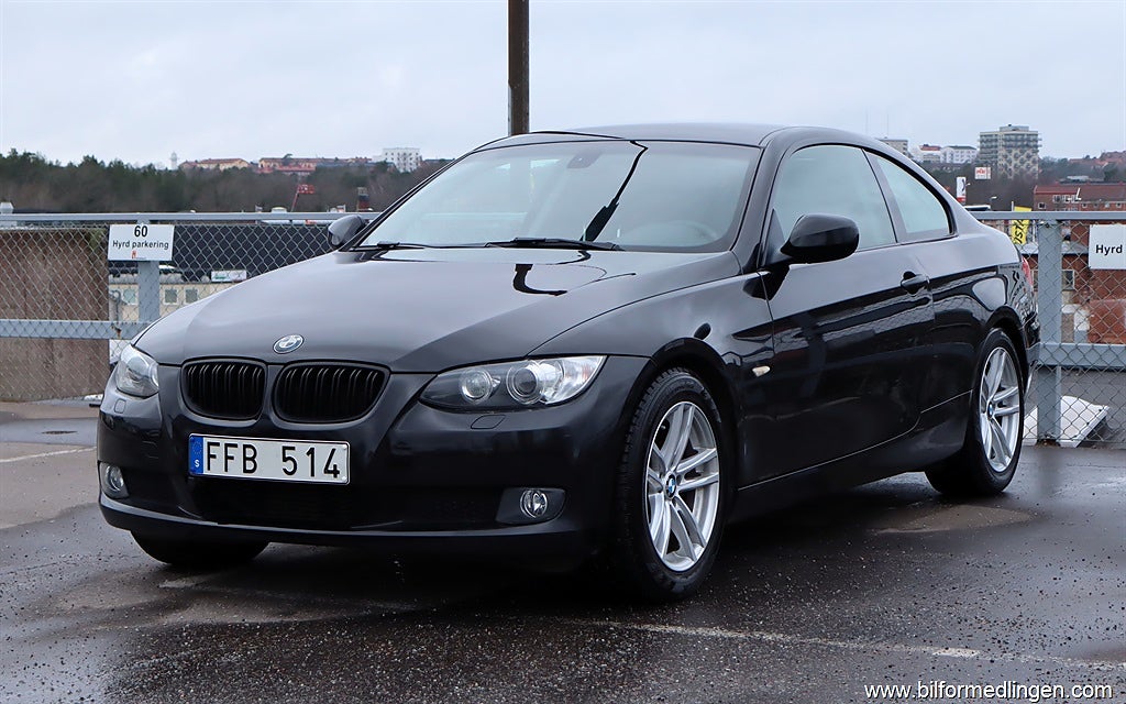 BMW 320 d Coupe 177hk Svensksåld S/V-hjul M-värmare