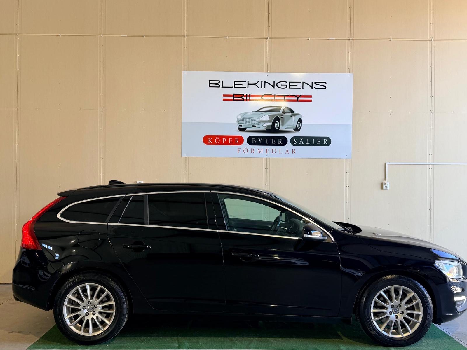 Volvo V60 D5 Momentum Euro 5 Dragkrok 2014, bild 5/39