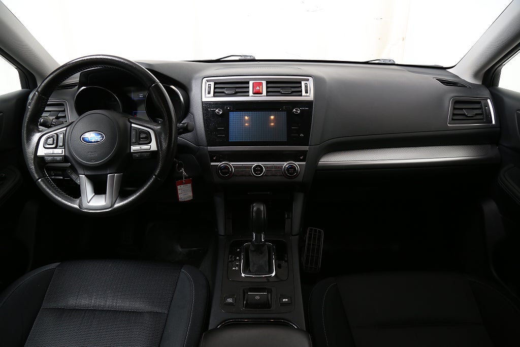 Subaru Outback 2,5i 175hk AWD Aut 1ägare Kamera Motorv Dragkrok 2015