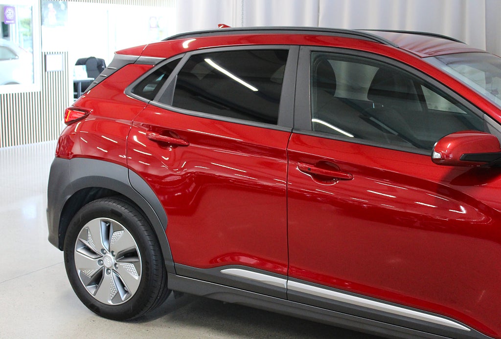 Hyundai Kona Electric 64 kWh 204HK, Premium, Trend, 1 Ägare, 94% SoH