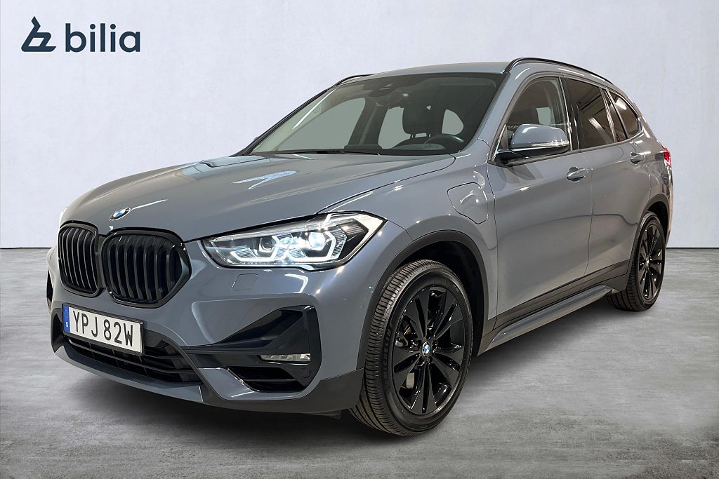 BMW X1 xDrive 25e / Sport Line / HUD/ HiFi / Drag / Navigation