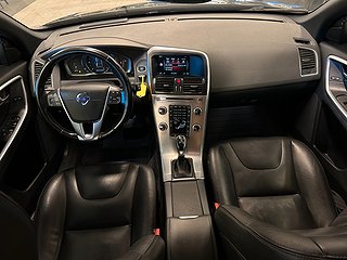 Volvo XC60 D4 AWD Classic Summum Pano/Drag/Skinn/Dvärm/SoV