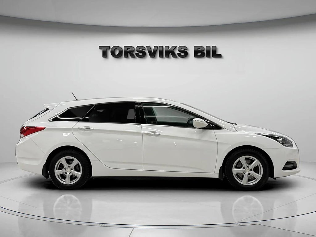 Hyundai i40 cw 1.6 GDI Active Plus 1 Ägare 12300 mil - miniatyr 7