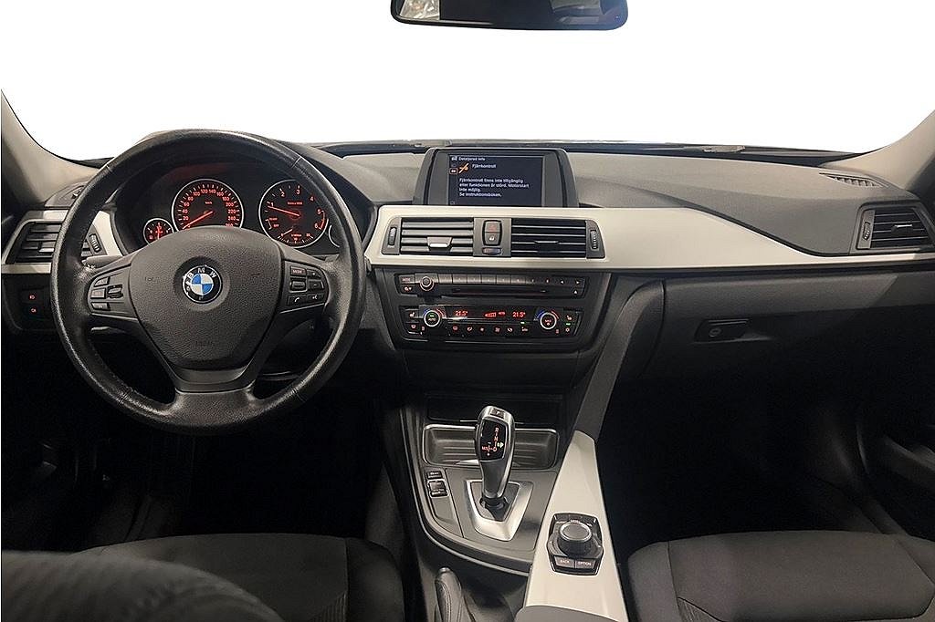 BMW 320 D F30, Automat, Comfortpkt, siktpkt, 1 BRUKARE