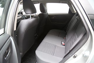 Halvkombi Toyota Auris 22 av 23
