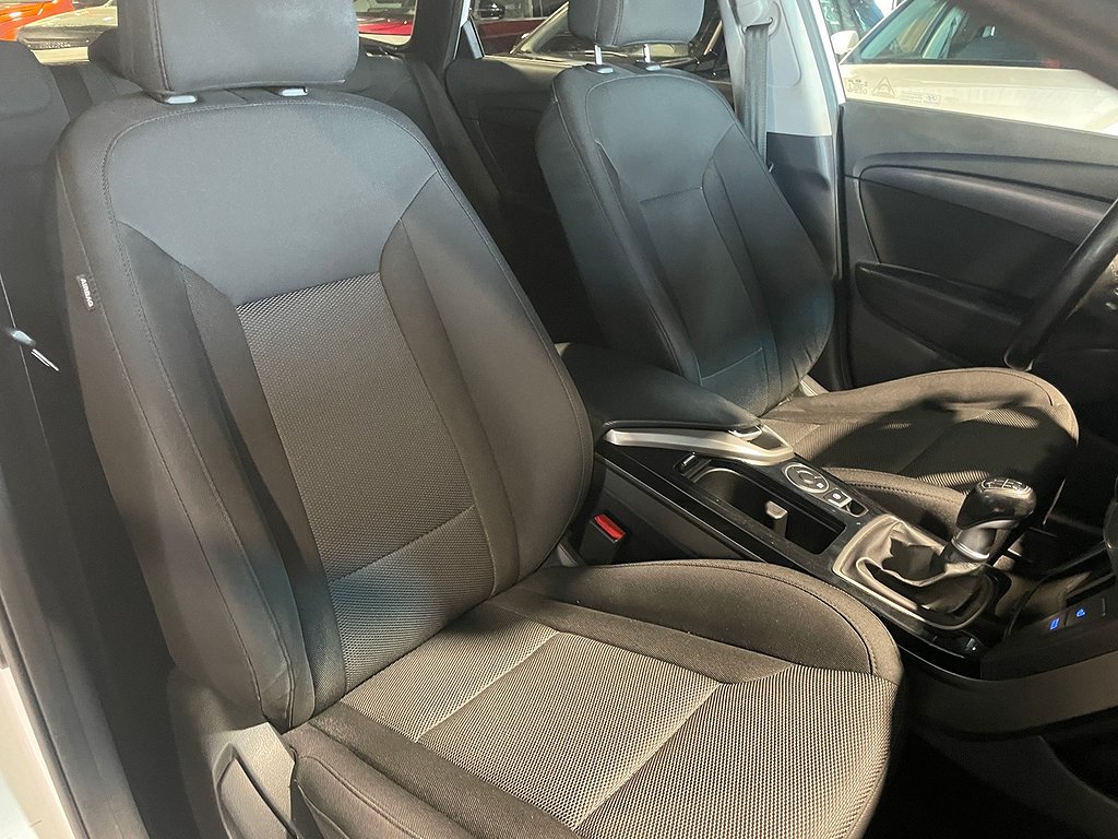 Hyundai i40 cw 1.7 CRDi ComfortPlus | Backkamera | CarPlay 2016