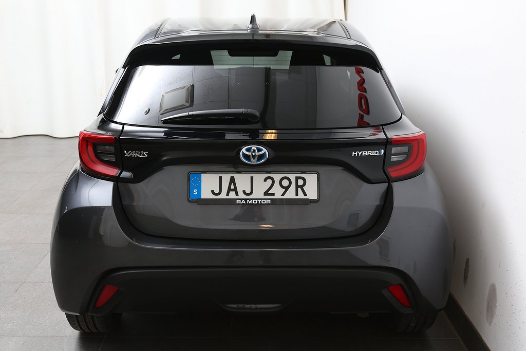 Toyota Yaris 1,5 VVT-i Hybrid CVT Active Plus 5D 2023