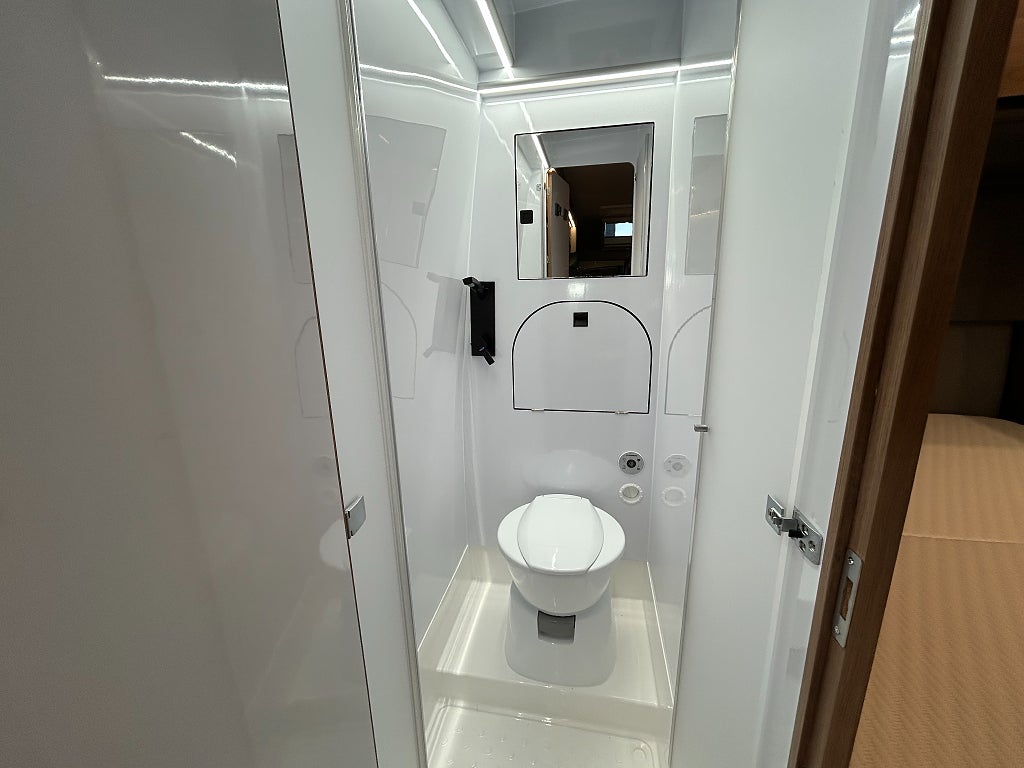 Kabe Affinity One / Komfort pkt / 3 sovplatser / 3500kg  - Kabe