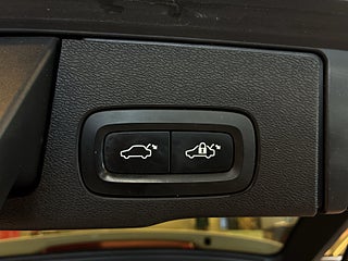 Volvo XC60 D4 AWD Inscription Kamera/Drag/SoV-Däck/Navi/Rattvärme – bild 17
