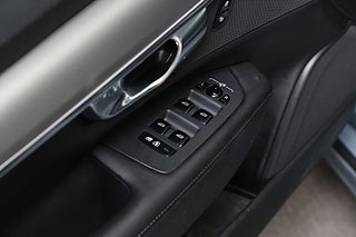 Kombi Volvo V90 16 av 28