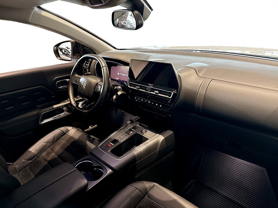 Bild på Citroën C5 Aircross Shine 1.2 PT 131hk Aut  P-SENSORER CARPLAY 