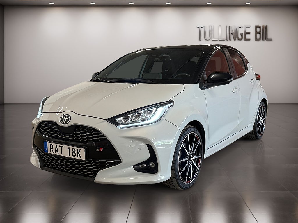 Toyota Yaris Hybrid 116HK GR Sport JBL HuD Adaptiv Backkamera Navi 