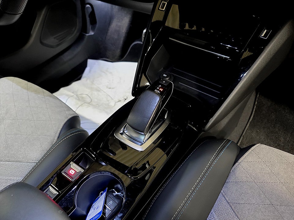 Bild på Peugeot E-208 GT 50kWh 136hk Aut - NAV,B-KAMERA,CARPLAY