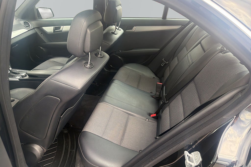 Mercedes-Benz C 2013