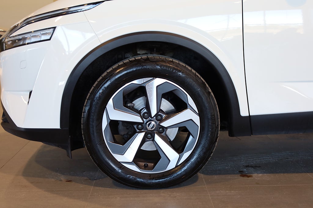 Nissan Qashqai 1.3 DIG-T XTRONIC-CVT N-Connecta Navi 360° Kamera Drag