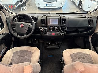 Husbil-halvintegrerad Hobby Optima De Luxe T65 GE 3 av 17