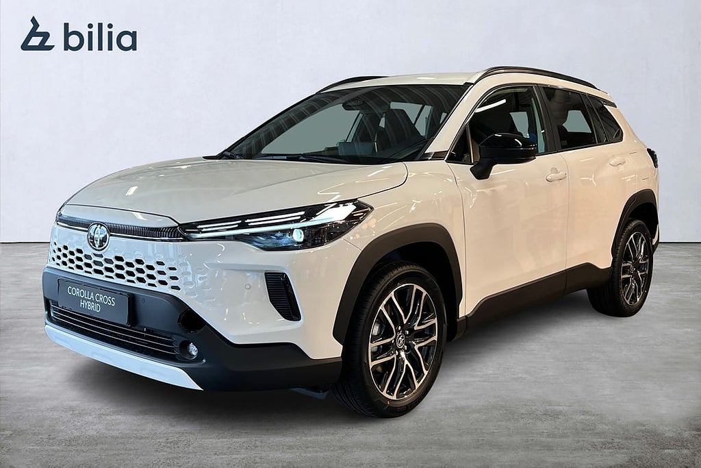Toyota Corolla Cross Välutrustad ny bil för omgående leve...