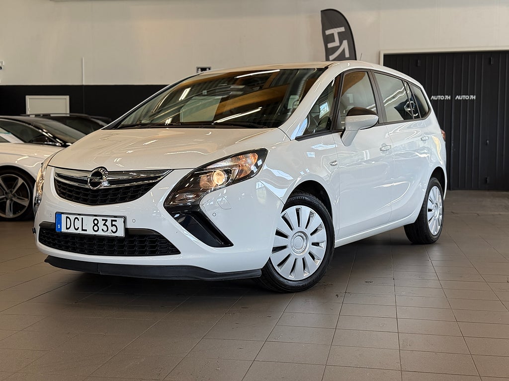 Opel Zafira Tourer 1.6 ecoFLEX / Låga mil / 