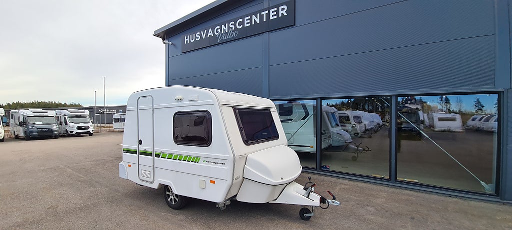 NW Fritidsvagnen NTL "SUPERLÄTT 750KG!" Långbädd + Digital Truma Vä