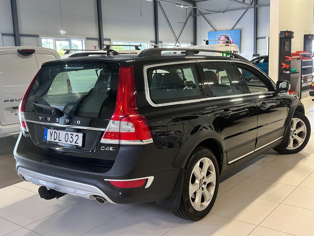 Volvo XC70 D4 AWD Geartronic Summum Dragkrok thumbnail