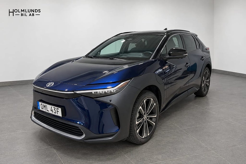 Toyota bZ4X 71.4 kWh AWD Executive Drag 20tum panoramatak