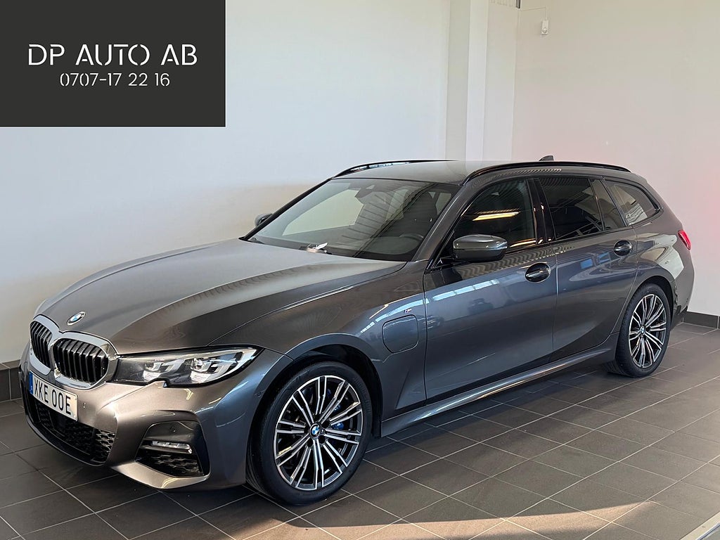 BMW 330e xDrive Touring M Sport Kamera Carplay 1 Brukare MOMS