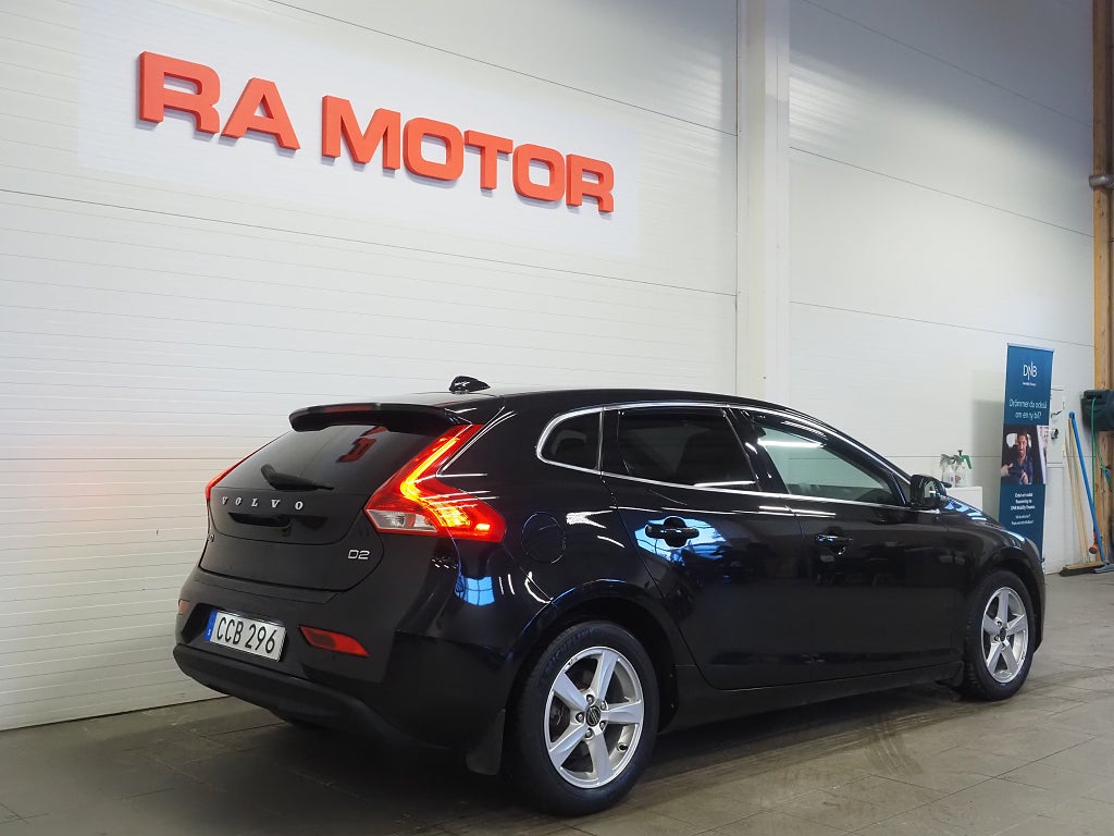 Volvo V40 D2 115hk Momentum Backkamera D-Värmare Kamrem bytt 2014
